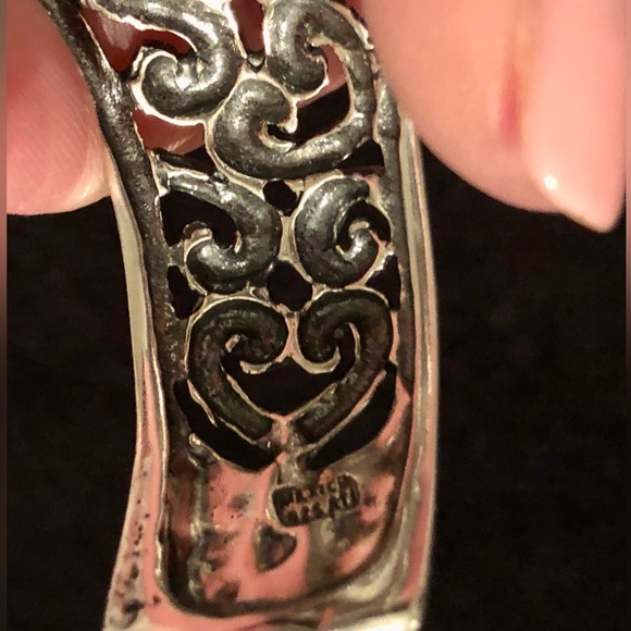 Vintage Silver Heart Scroll Cuff Bracelet - Picture 6 of 7